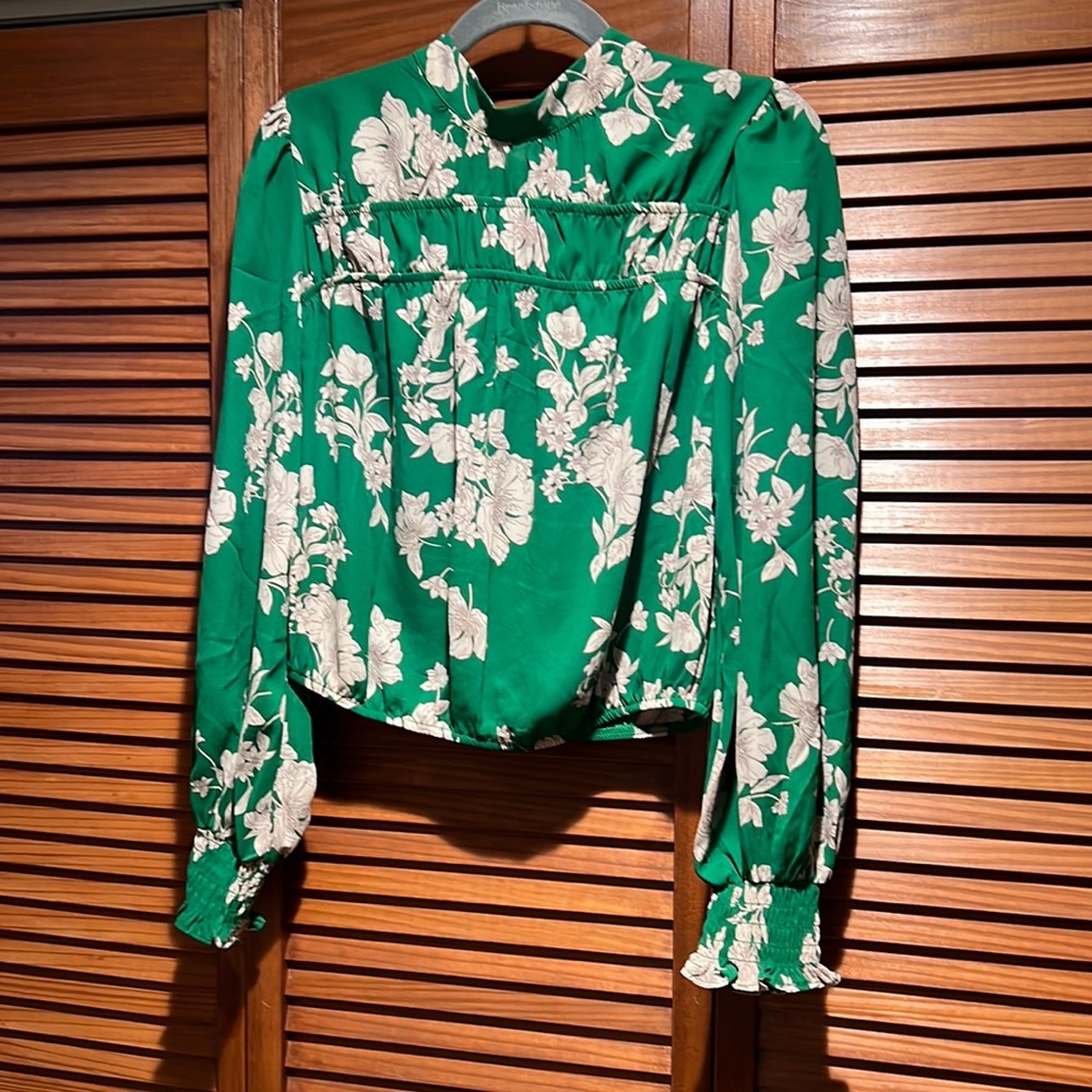 Women’s Sienna Sky top with tie back. Great condition. Size Small. - Picture 1 of 5